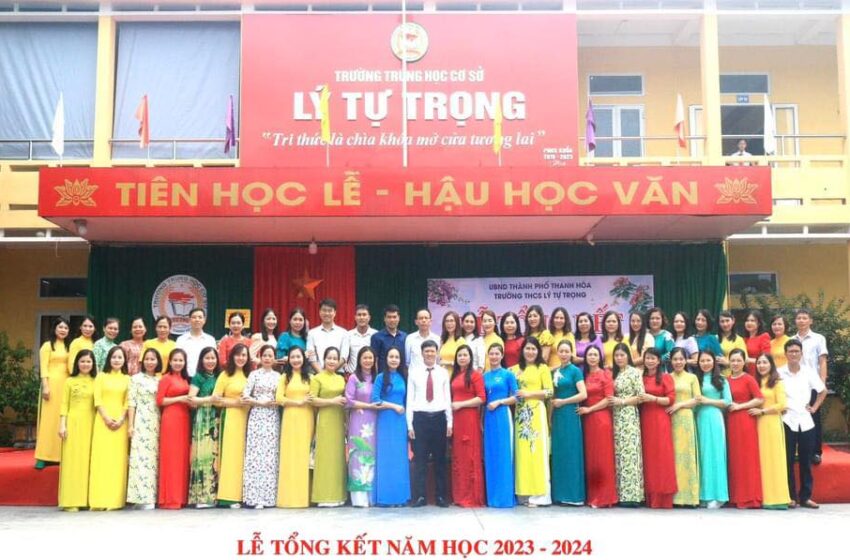  Thông tin liên hệ của Trường